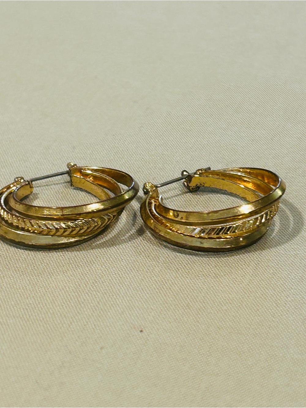 Gold Twisted Detail Hoop Earrings - Women Jewelry